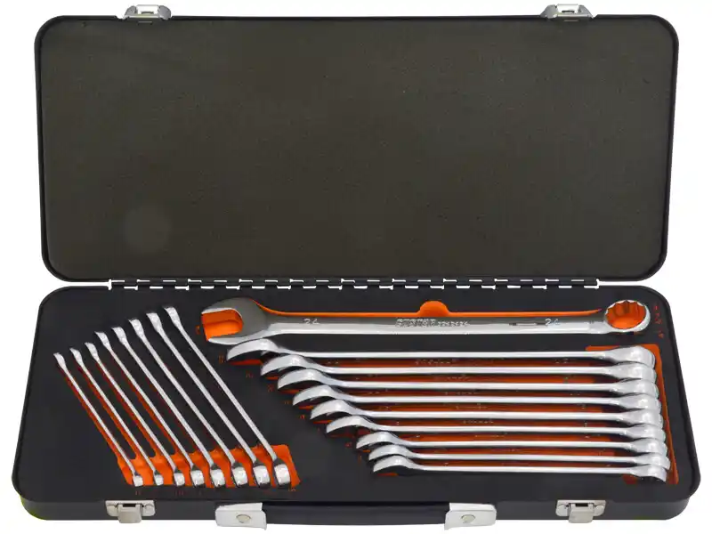 18PCS - COMBINATION WRENCH SET W/ METAL BOX